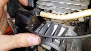 На Китайской бензопиле сломало пополам катушку зажигания - как?