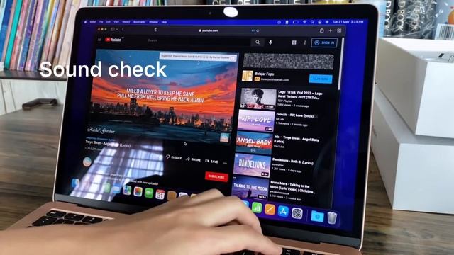 [MALAYSIA??] Unboxing 13-inch MacBook Air ?| Gold⭐️? смотреть онлайн