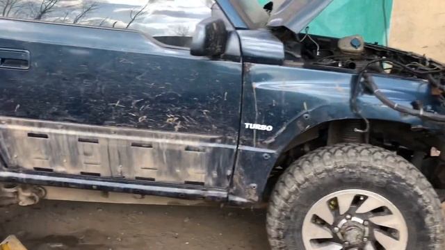Сузуки Эскудо - сняли кузов! Далее работа с рамой. смотреть онлайн
