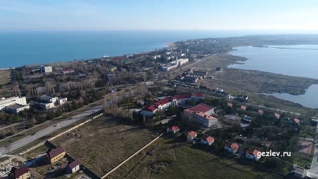 Участки в Евпатории, пгт. Заозерное, Крым возле моря, ИЖС, ЛПХ, с высоты птичьего полета смотреть онлайн