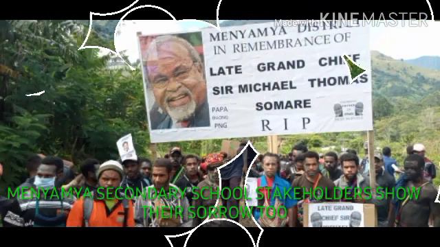 MENYAMYA PEOPLE SHOW THEIR GRIEF IN RESPECT TO THE LATE GRAND CHIEF SIR MICHAEL THOMAS SOMARE. смотреть онлайн