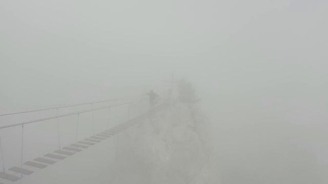 подвесной мост ай петри, крымские горы смотреть онлайн