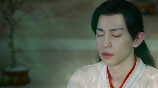 花神少女得知霸道太子受了重傷，擔心的扒開他的衣服檢查，太子寵溺的任由她上下其手 ep6-2 смотреть онлайн