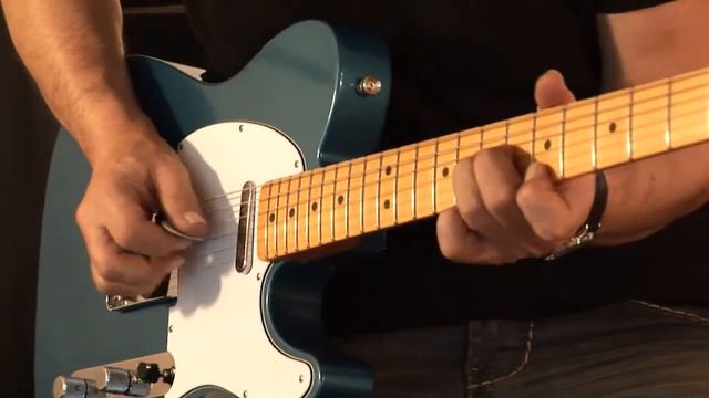 2016 Fender Limited Edition 1967 Closet Classic Smuggler's Telecaster, Maple, Lake Placid Blue смотреть онлайн