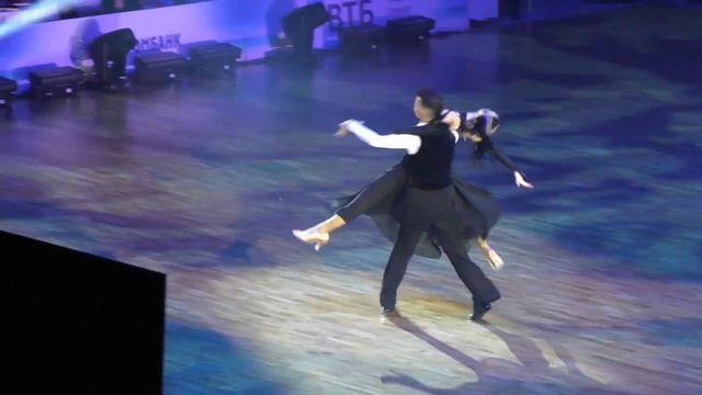 Кожевников Владислав и Метелица Элеонора "Мгла" смотреть онлайн