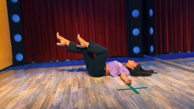I See Red (Tolgahan Dans High Heels Beginner Class) (Choreo by Zeynep İlhan) смотреть онлайн
