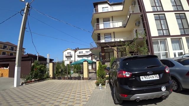 Город Анапа, п. Витязево, ул. Лазурная. Гостевые дома. смотреть онлайн