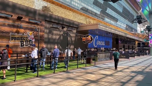 Worth the Hype? Circa Resort & Casino Full Tour - Opening Day Walkthrough with Day & Night Views! смотреть онлайн