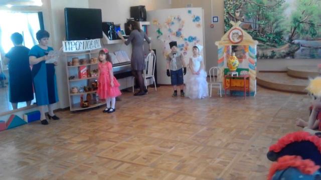 Утренник 8 Марта 2016г. (6 группа) смотреть онлайн