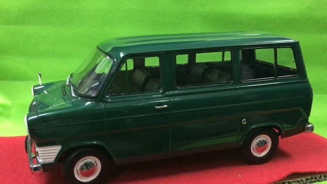 New！KK scale 1/18 Ford Transit Bus 1965 darkgreen смотреть онлайн