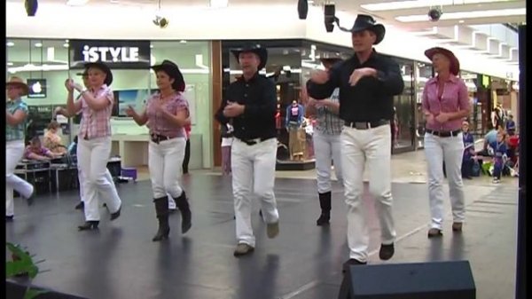 COUNTRY ROADS -LINE DANCE (HD)