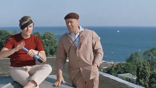 Лопух, такого возьмем без шума и пыли!.....Смотри, не перепутай, Кутузов! смотреть онлайн