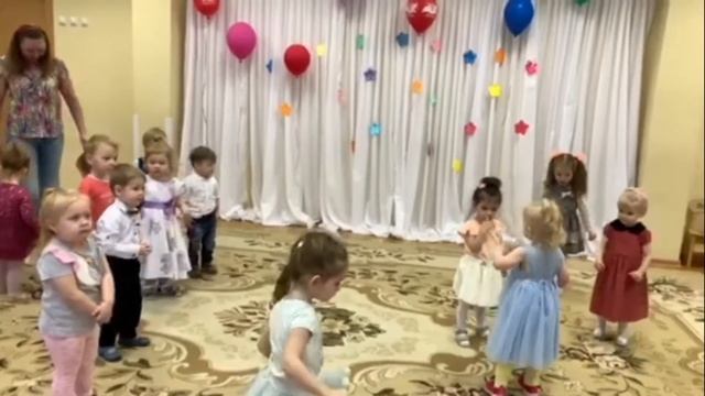 Утренник 8 марта, детский сад №10 "Лучик", г.Долгопрудный смотреть онлайн