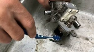 Чистим клапан EGR и впускной тракт Renault Megane 1,5DCI 2013 года