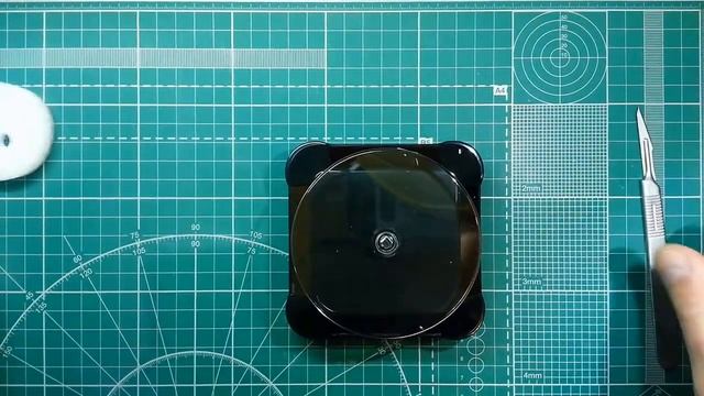 Поворотный стенд-подставка на солнечных батареях смотреть онлайн