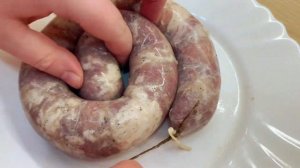 Домашняя колбаса из свинины с чесноком - самый простой и быстрый рецепт украинской жареной колбасы