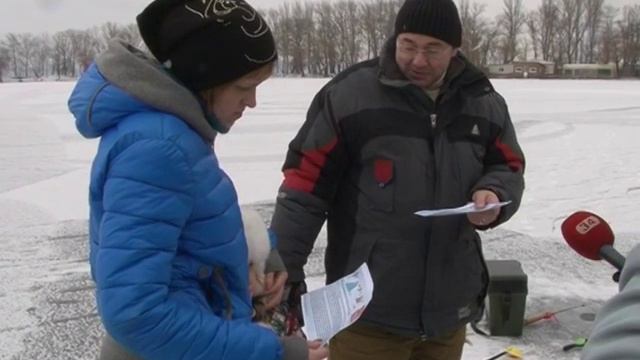 Дніпропетровськ: в акваторії річок Дніпро та Самара відбувся профілактичний рейд на льоду смотреть онлайн