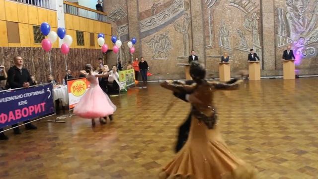 Юниоры Стандарт | junior | Standard |標準隊形舞 | смотреть онлайн