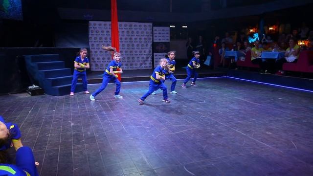 Dance fest-2016. Номер "Полиция". Руководитель Ксения Кожевникова смотреть онлайн