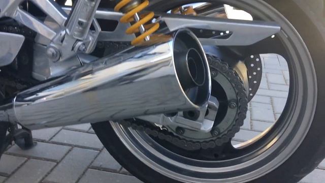 Yamaha XJR 1300 (1999) смотреть онлайн