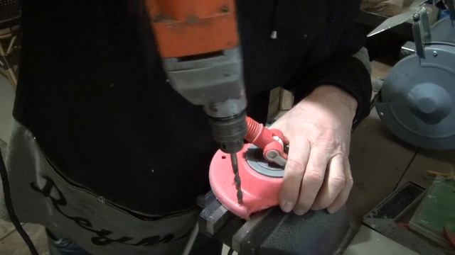 melihfilm Сборщик теннисных шариков, своими руками смотреть онлайн