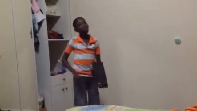 Magic Gravity Case смотреть онлайн