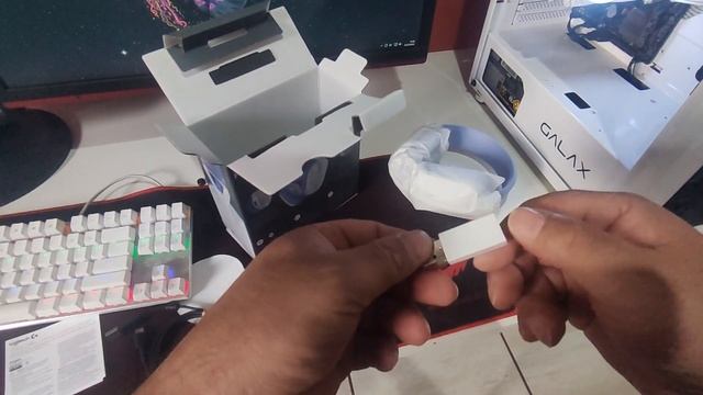 Unboxing Logitech G435 смотреть онлайн
