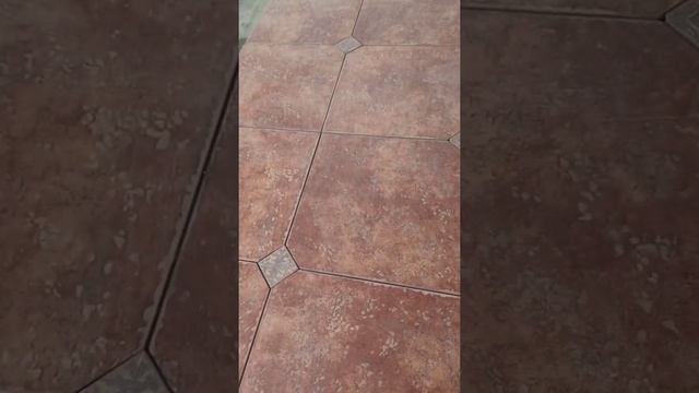 Напольная плитка с вставками на открытый балкон. смотреть онлайн