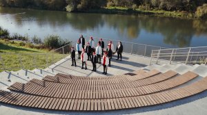 Советская песня «С чего начинается Родина?» в исполнении ребят из школы искусств им Я. Флиера