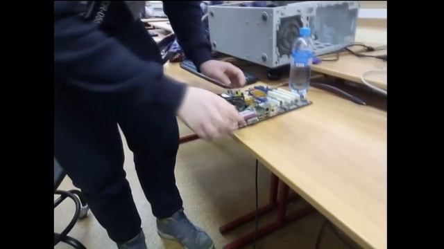 Сборка и разборка компьютера смотреть онлайн