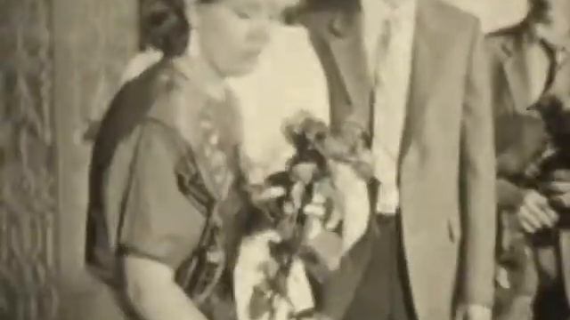 Оригинал оцифрованного видео с кинопленки. Видео-фотостудия "Кадр" смотреть онлайн