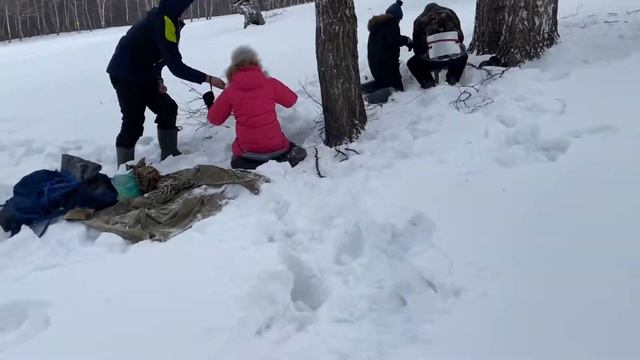 Разведение огня огнивом смотреть онлайн