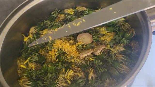 Щоб ЗИМОЮ НЕ ХВОРІТИ.  З БУР`ЯНУ варю МЕД.   ВІД КАШЛЮ І ХВОРОБ. МЕД з КУЛЬБАБИ. Варення