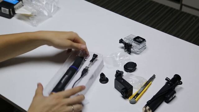 Акссесуары для Xiaoyi Yi Action Camera 4K. Распаковка, беглый взгляд смотреть онлайн
