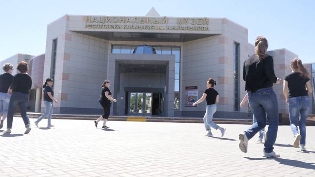 Да, я мать и я умею танцевать! ЭЛИСТА смотреть онлайн