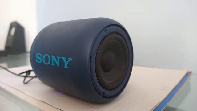 ¡Best sound from a small speaker! | Sony SRS-XB12 Sound & bass test (Perfect Focus) смотреть онлайн