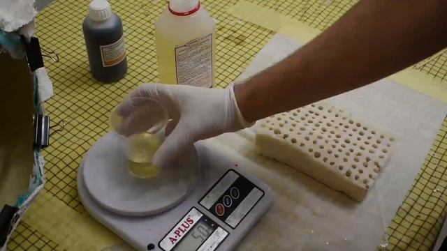 Как сделать маску Венома из пластика своими руками смотреть онлайн