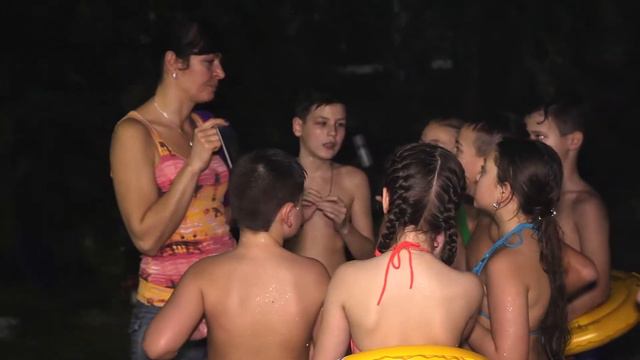 Передача "Дети в городе". Аквапарк "Джунгли" смотреть онлайн