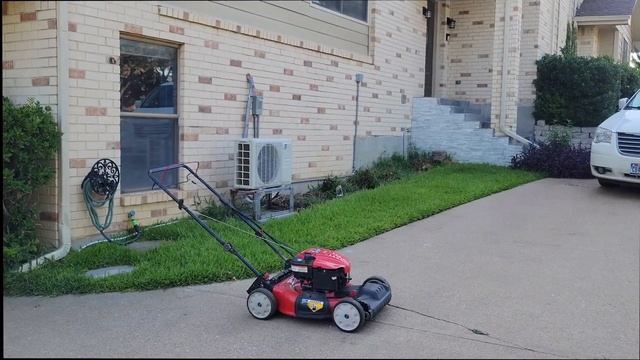 DIY gone wrong on a Troy Bilt mower смотреть онлайн