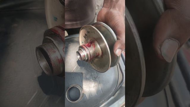 Reduce Your Scooty's "pickup Problem" By Following This Easy Engine Clutch Assembly Guide! смотреть онлайн