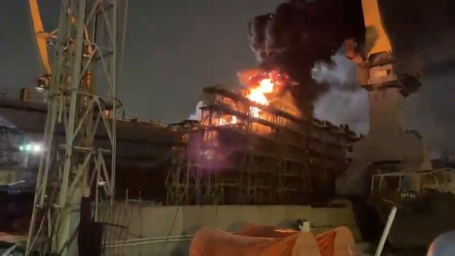 Горит корвет проворный смотреть онлайн