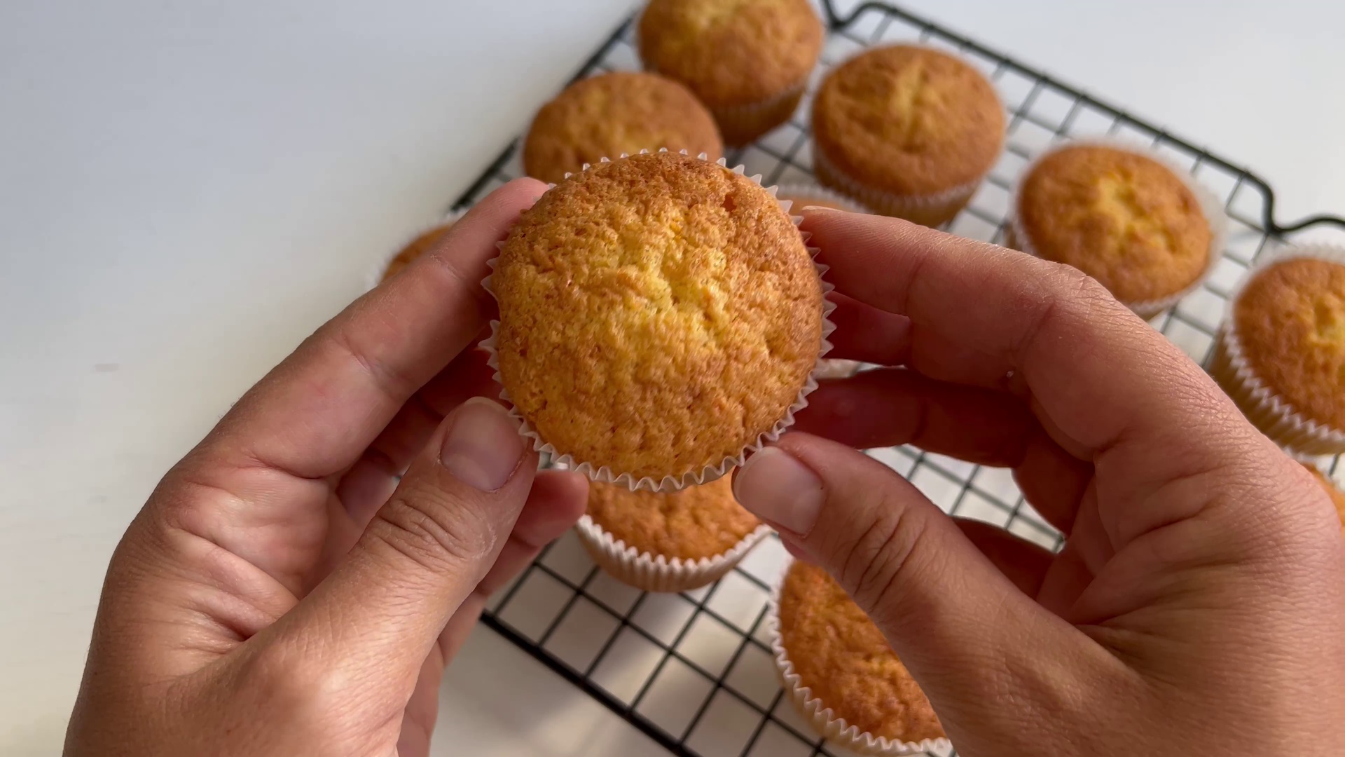 САМЫЕ ОСЕННИЕ КЕКСЫ! С тыквой и морковью! смотреть онлайн