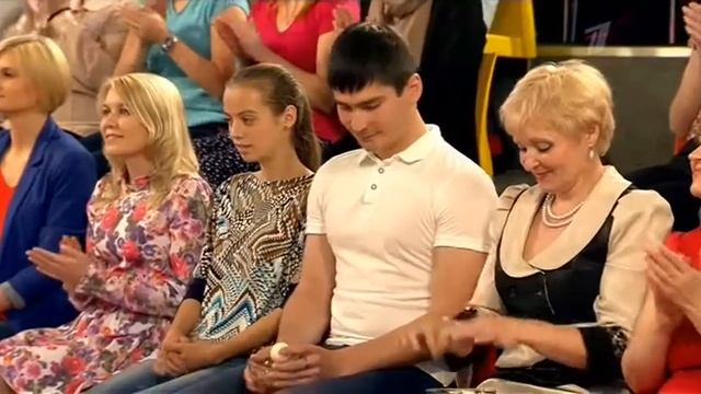 Как быстро почистить яйцо. Маленькие домашние хитрости смотреть онлайн