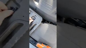 Volvo V40 Air Filter Replacement 2017