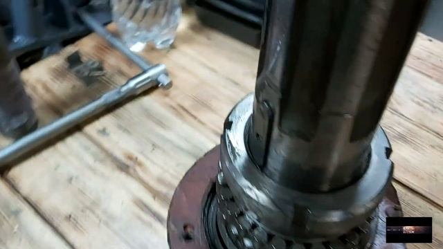 1А616 Змена подшипников шпинделя Разборка смотреть онлайн
