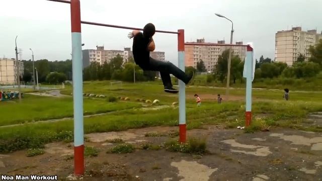 One Arm Pull Up World Record Evolution Over The Years (2011 - 2019) смотреть онлайн