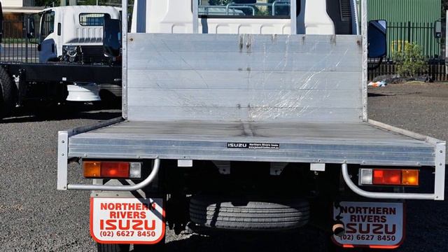 2012 Mitsubishi Canter White Tabletop 4x2 смотреть онлайн