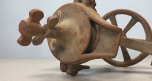 Ржавая Антикварная Кофемолка - Реставрация