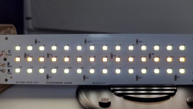 Беспроводная настольная лампа Panasonic LED HH-LT0339. Обзор и тест. смотреть онлайн