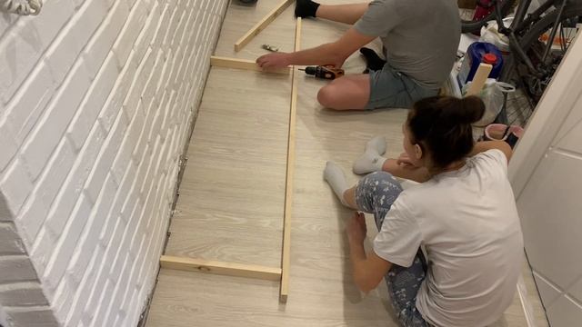 СУПЕР БЮДЖЕТНЫЙ СТЕЛАЖ/СТЕЛЛАЖ ДЛЯ РАССАДЫ СВОИМИ РУКАМИ/Бюджетный стеллаж своими руками/ смотреть онлайн